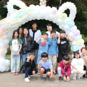 05.25 교회로소풍오는날.jpg